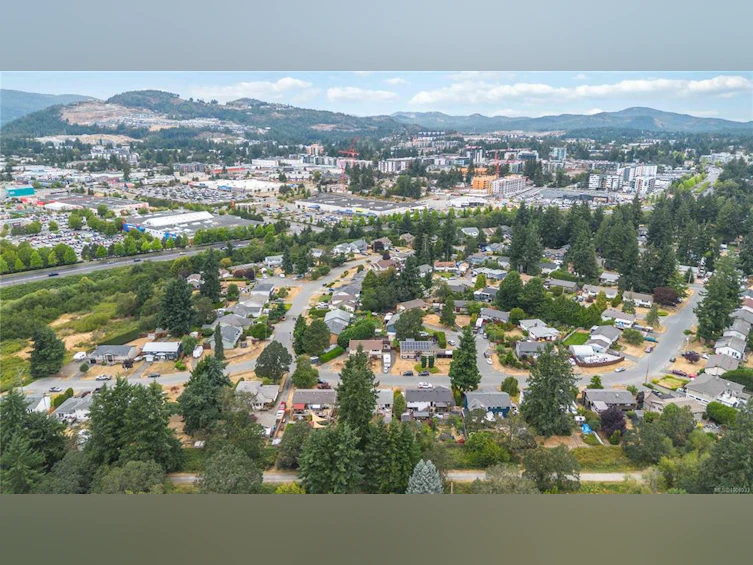 2989 Charlotte Drive, Colwood, BC, V9B 4L9 - 37