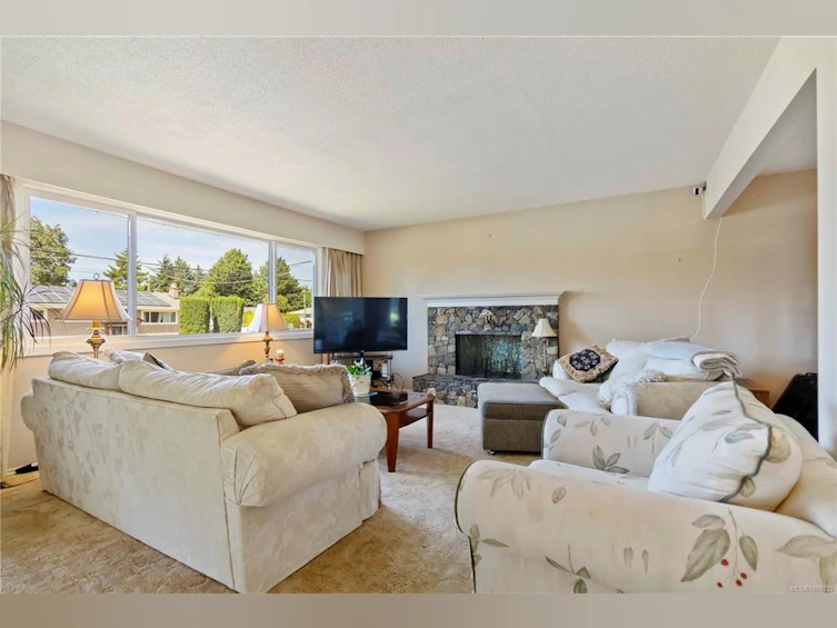 2989 Charlotte Drive, Colwood, BC, V9B 4L9 - 6