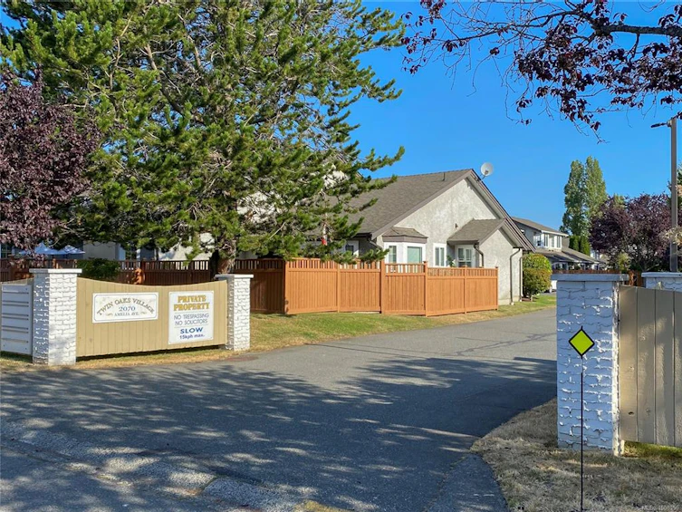 21-2070 Amelia Avenue, Sidney, BC, V8L 4X6 - 36