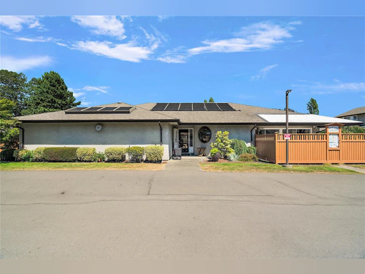 21-2070 Amelia Avenue, Sidney, BC, V8L 4X6 - 25