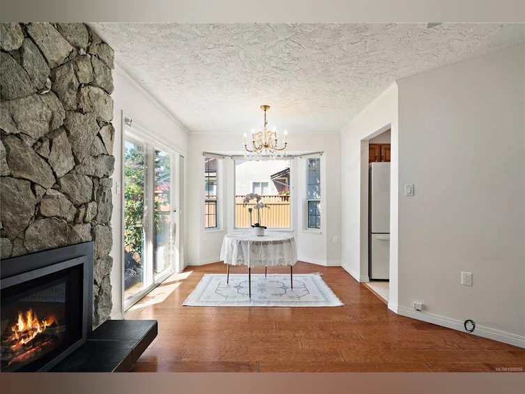 21-2070 Amelia Avenue, Sidney, BC, V8L 4X6 - 9