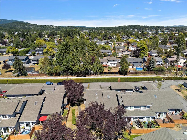 21-2070 Amelia Avenue, Sidney, BC, V8L 4X6 - 34