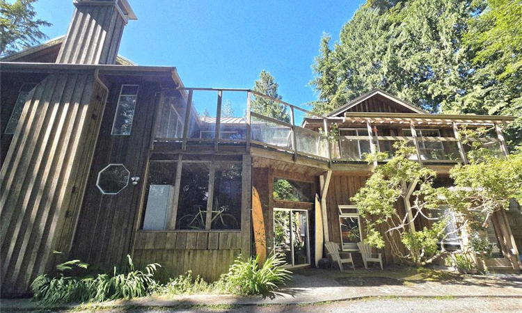 1294 Lynn Road
