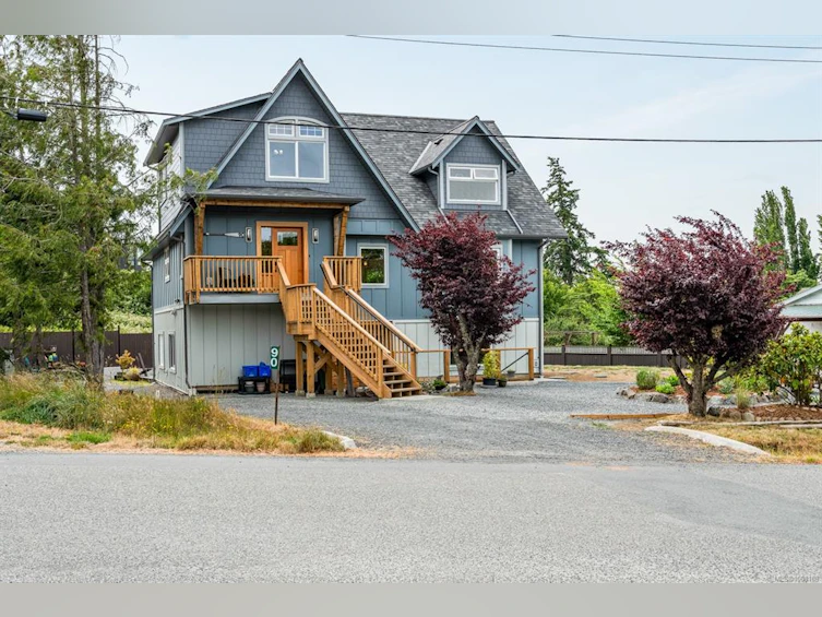 90 Bradene Road, Metchosin, BC, V9C 4B1 - 2