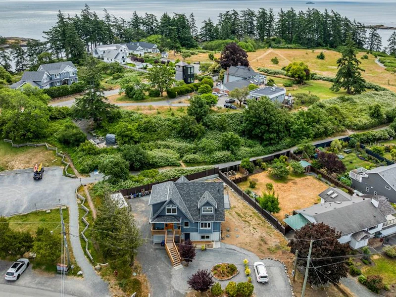 90 Bradene Road, Metchosin BC V9C 4B1
