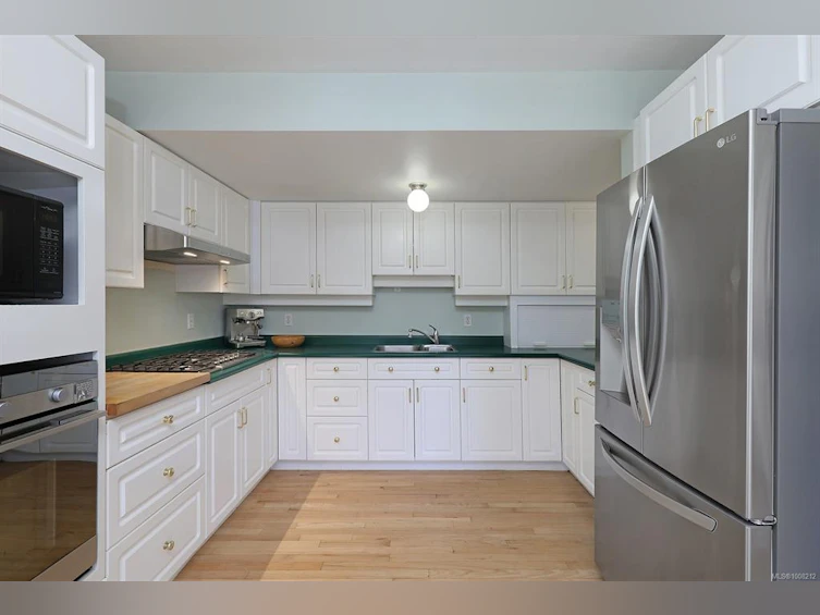 2399 Garry Oak Drive, Nanoose, BC, V9P 9G1 - 25