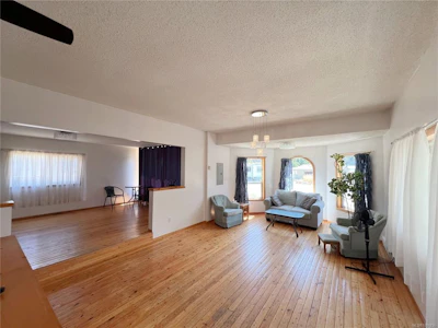 401 Conuma Drive - 2
