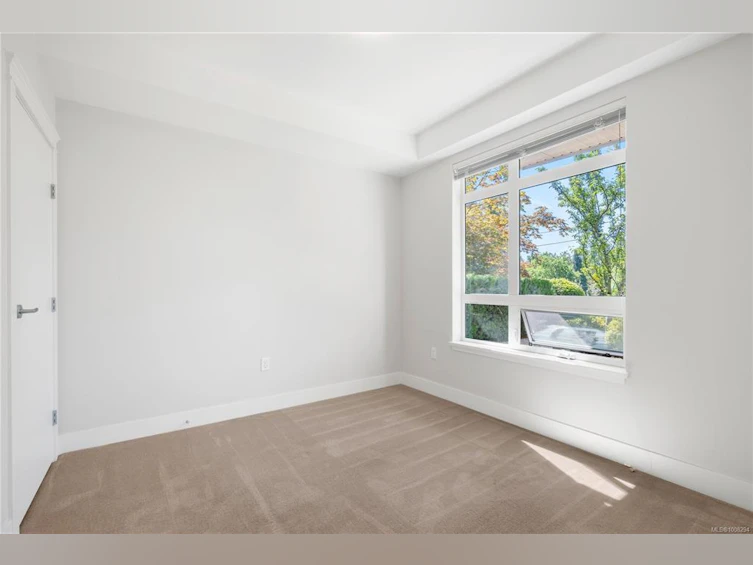 106-935 Cloverdale Avenue, Saanich, BC, V8X 2T4 - 20