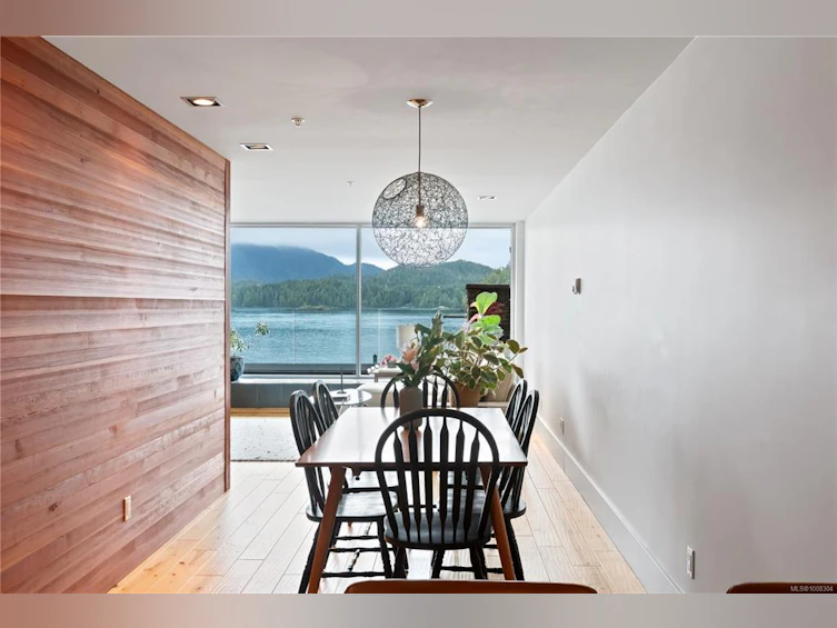 203-368 Main Street, Tofino, BC, V0R 2Z0 - 22