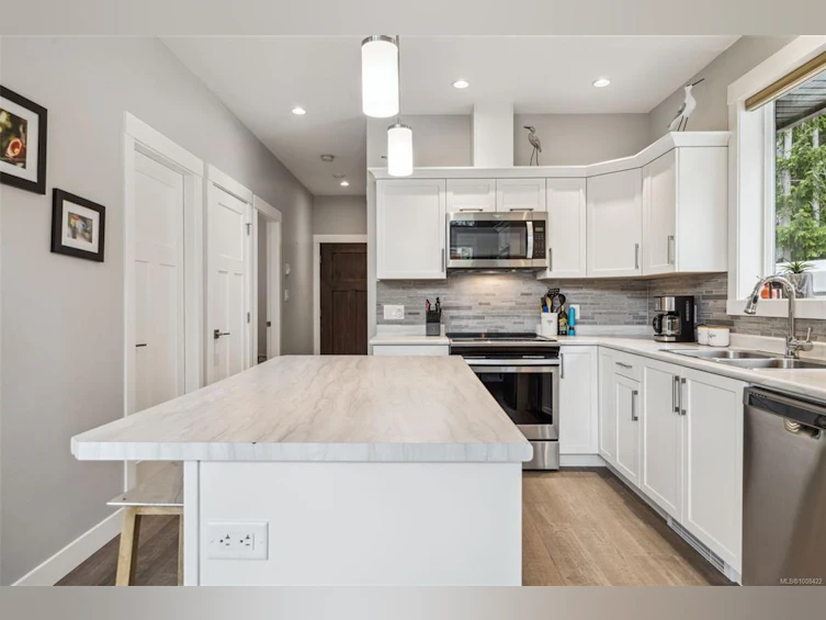 3838 Trailhead Drive, Sooke, BC, V9Z 1L1 - 18