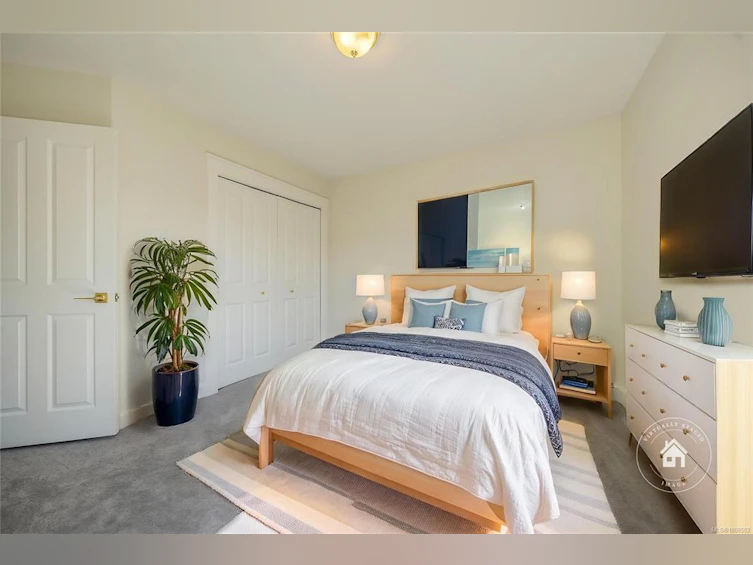 704 Sutton Place, Qualicum Beach, BC, V9K 2B9 - 18