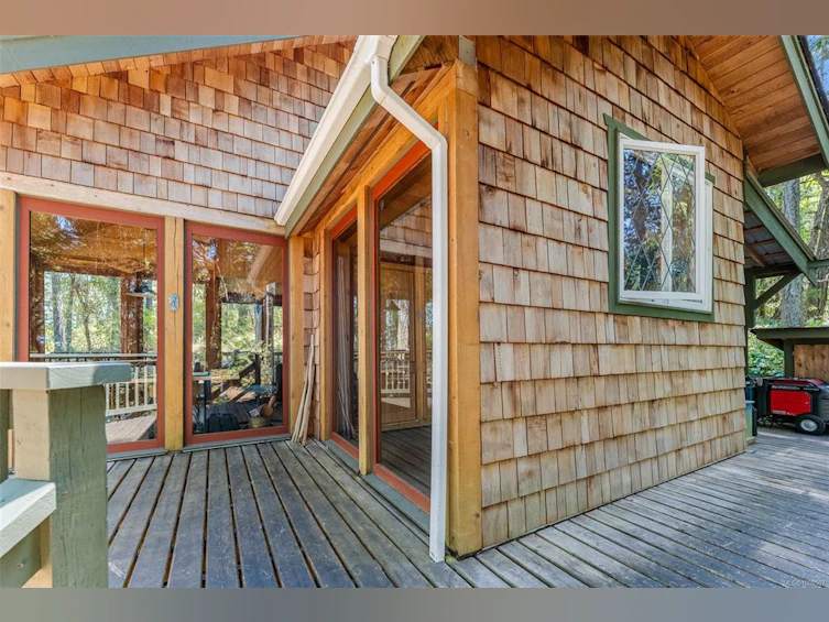 Lt 1 NE Ruxton Island, Ruxton Island, BC - 34