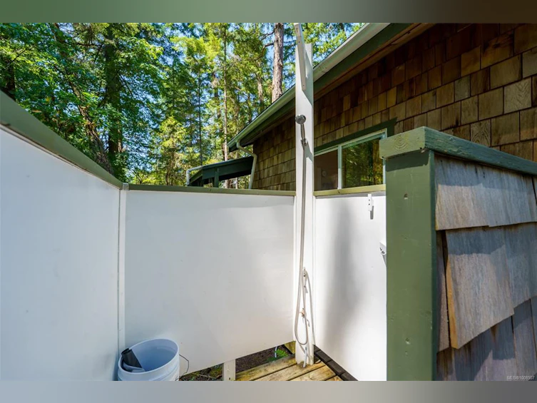 Lt 1 NE Ruxton Island, Ruxton Island, BC - 26