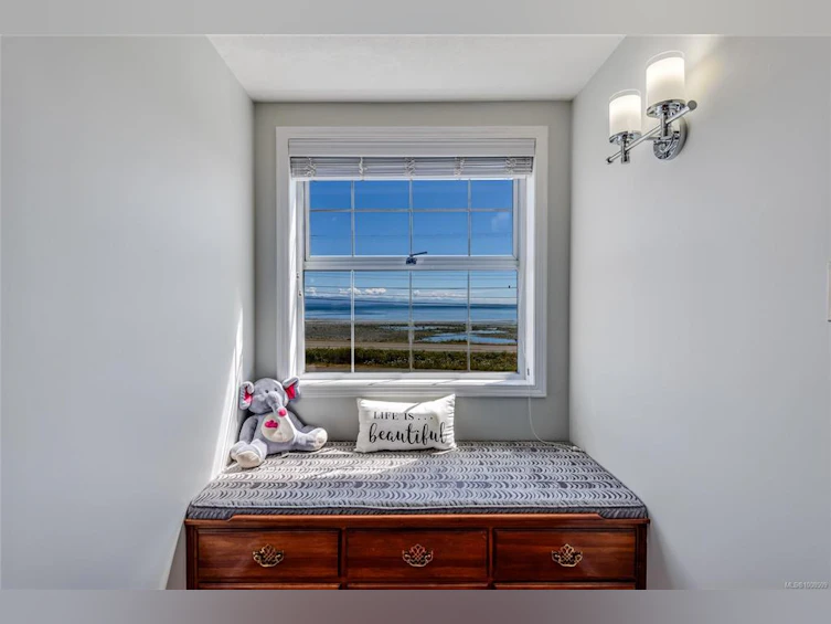 3816 S South Island Highway, Campbell River, BC, V9H 1M6 - 32
