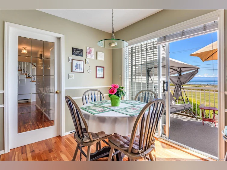 3816 S South Island Highway, Campbell River, BC, V9H 1M6 - 12