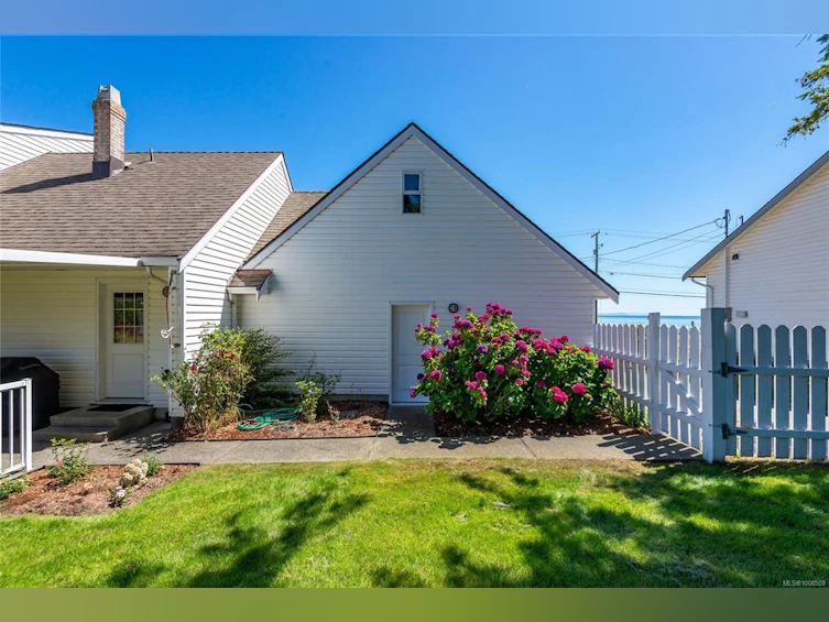 3816 S South Island Highway, Campbell River, BC, V9H 1M6 - 64