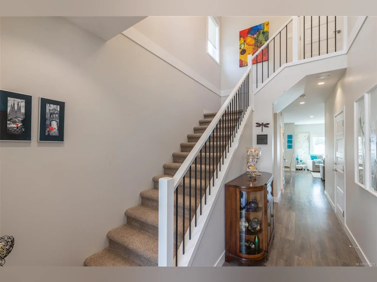 2213 Echo Valley Rise, Langford, BC, V9B 0G4 - 2