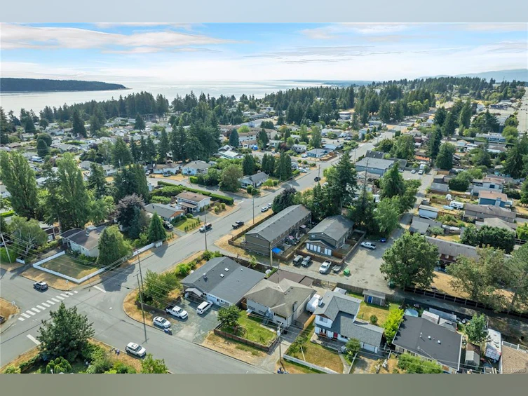 521 6th Avenue, Campbell River, BC, V9W 3Z6 - 76