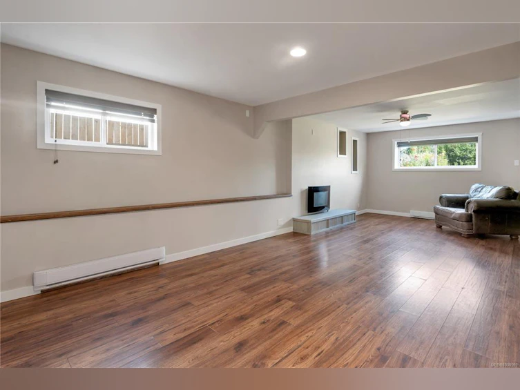 521 6th Avenue, Campbell River, BC, V9W 3Z6 - 47