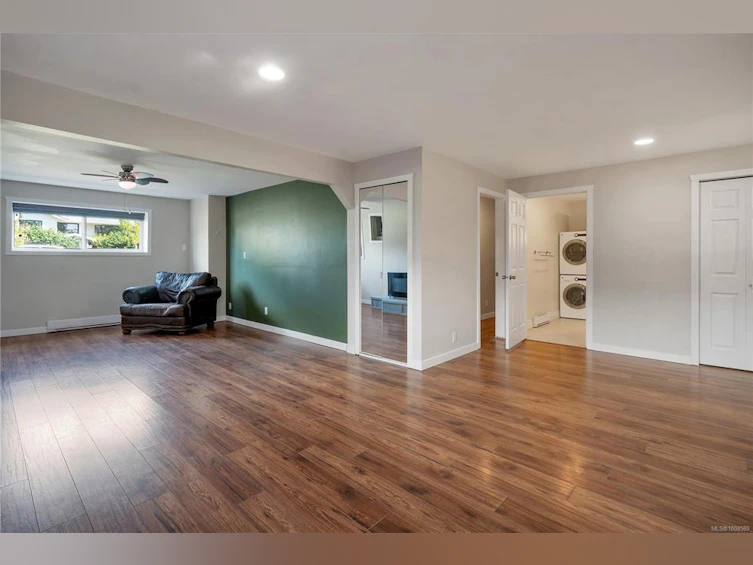 521 6th Avenue, Campbell River, BC, V9W 3Z6 - 48