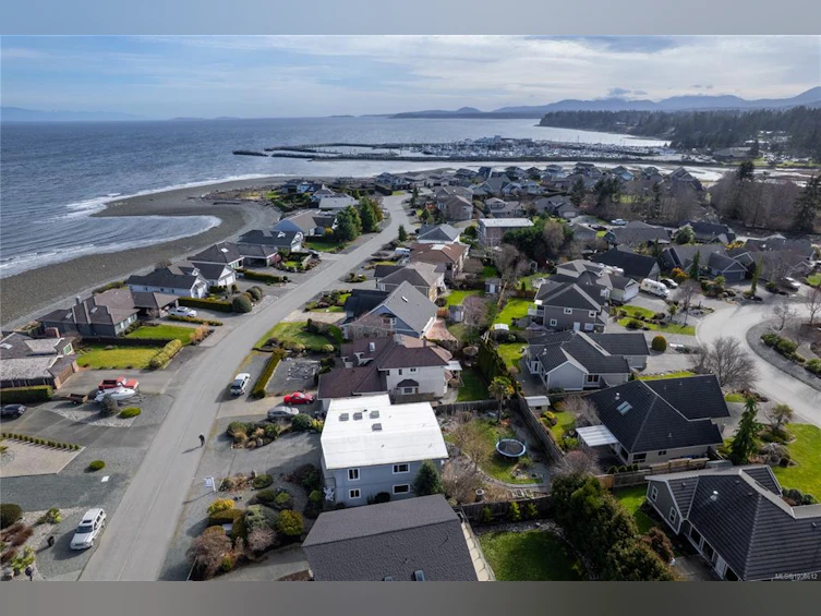 1682 Admiral Tryon Boulevard, French Creek, BC, V9P 1Y1 - 16