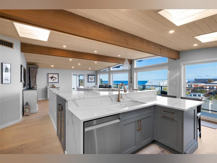 1682 Admiral Tryon Boulevard, French Creek, BC, V9P 1Y1 - 5