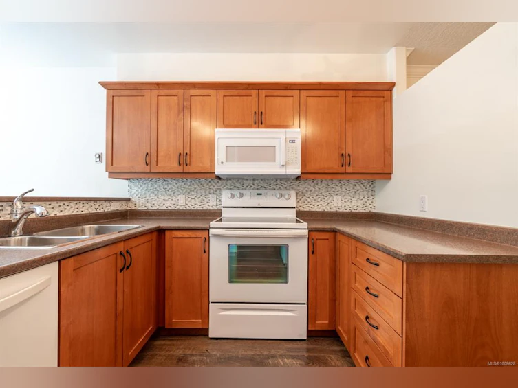 116-405 Quebec Street, Victoria, BC, V8V 4Z2 - 8