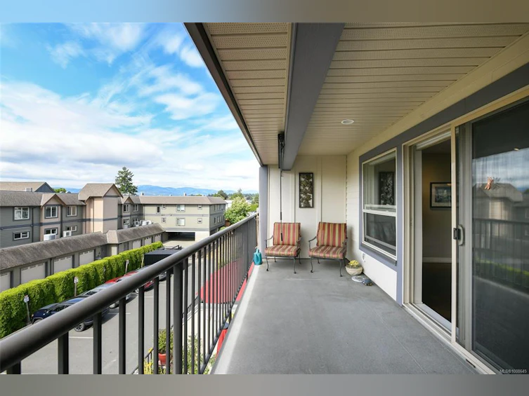 301-1705 Comox Avenue, Comox, BC, V9M 3M1 - 38