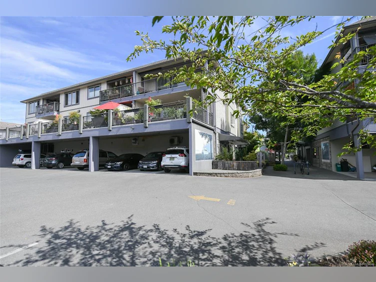 301-1705 Comox Avenue, Comox, BC, V9M 3M1 - 51