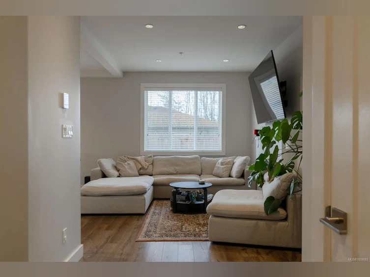 102-6717 Ayre Road, Sooke, BC, V9Z 0H1 - 3