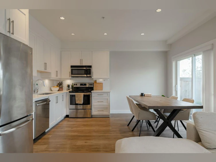 102-6717 Ayre Road, Sooke, BC, V9Z 0H1 - 6