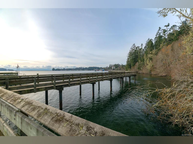 102-6717 Ayre Road, Sooke, BC, V9Z 0H1 - 13