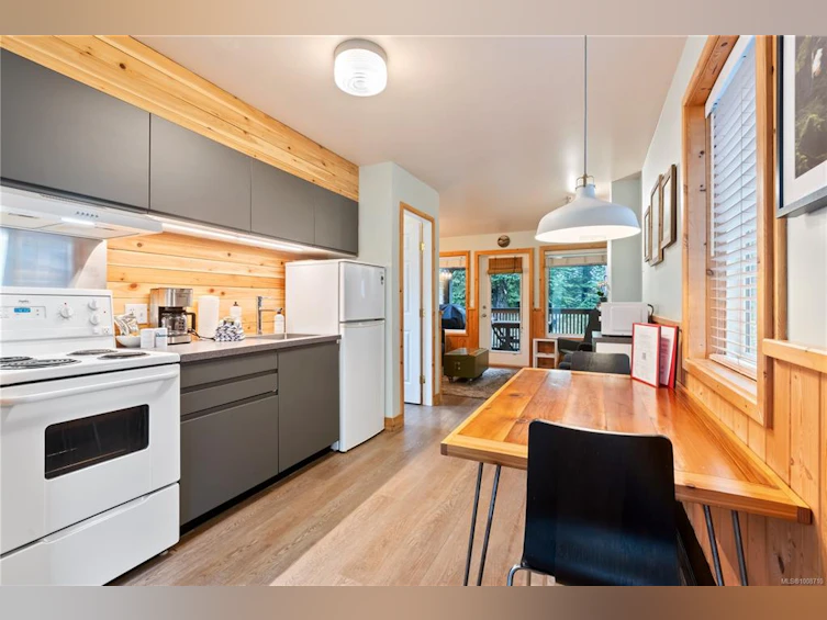 26-1051 Tyee Terrace, Ucluelet, BC, V0R 3A0 - 11