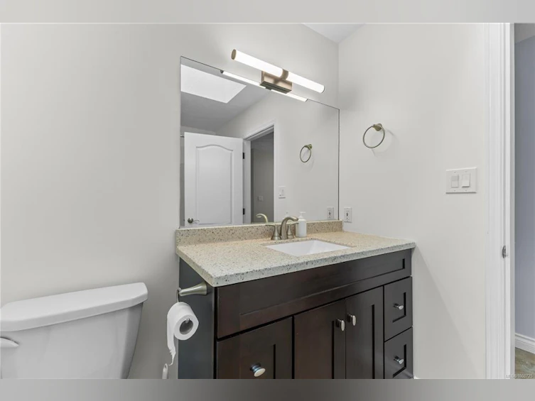 8840 Henderson Avenue, Black Creek, BC, V9J 1A6 - 24
