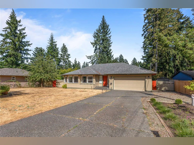 8840 Henderson Avenue, Black Creek, BC, V9J 1A6 - 2
