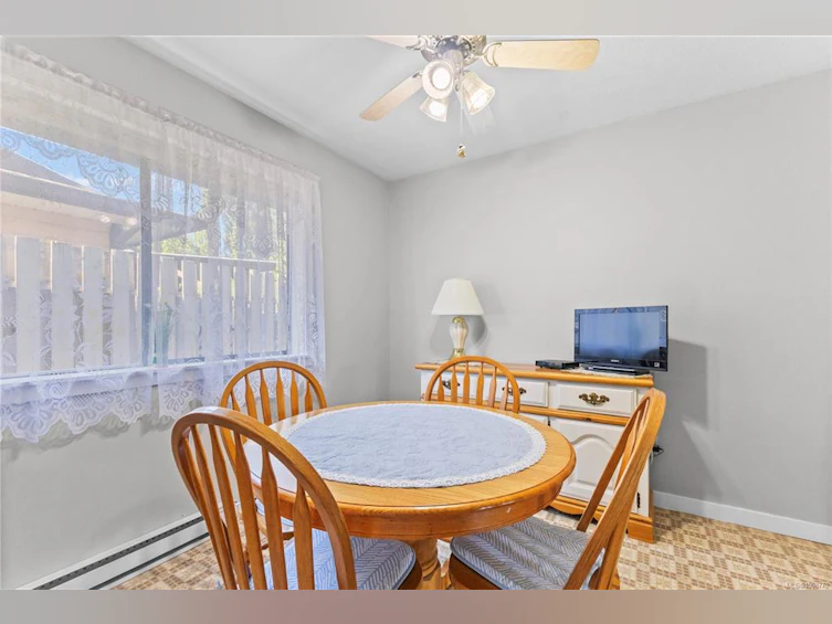 2950 Country Close, Campbell River, BC, V9W 6X6 - 5