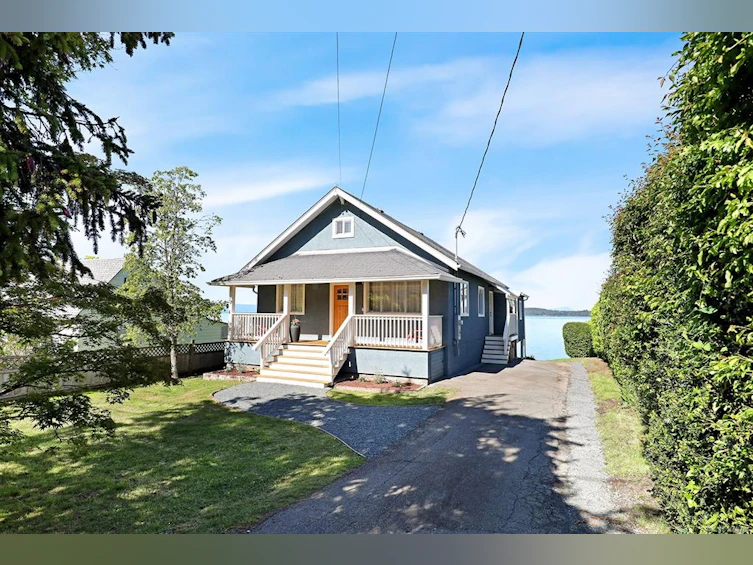 5632 S Island Highway, Union Bay, BC, V0R 1S0 - 4