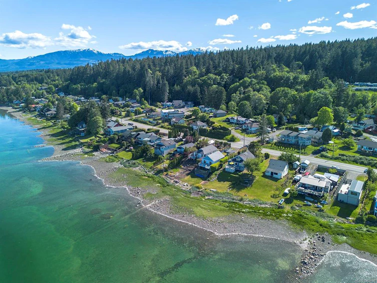 5632 S Island Highway, Union Bay, BC, V0R 1S0 - 51