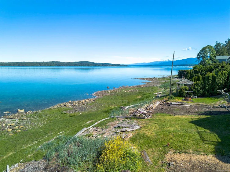 5632 S Island Highway, Union Bay, BC, V0R 1S0 - 46