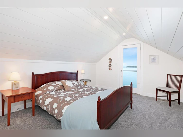 5632 S Island Highway, Union Bay, BC, V0R 1S0 - 26