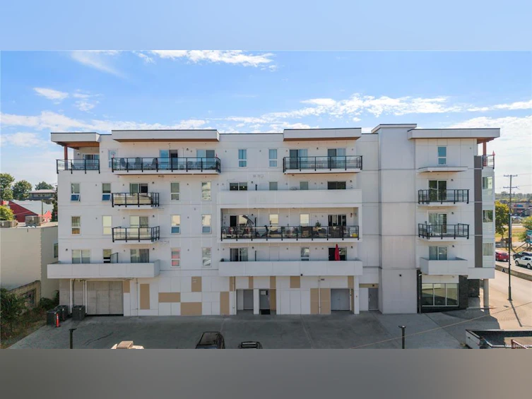 403-15 Canada Avenue, Duncan, BC, V9L 1T3 - 30
