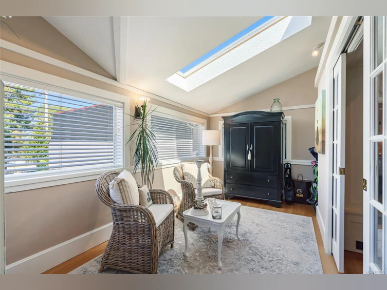 193 Memorial Avenue, Parksville, BC, V9P 1K7 - 6