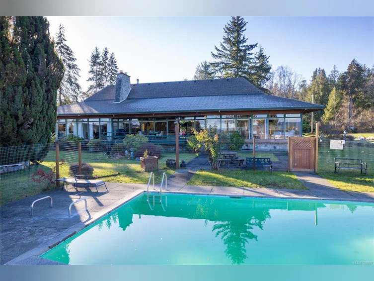 160 Kopina Drive, Bowser/Deep Bay, BC, V0R 1G0 - 2