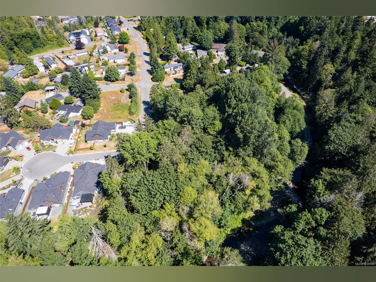 1574 River Crescent, French Creek, BC, V9P 1X8 - 16