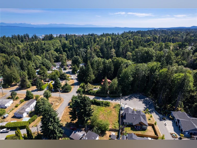 1574 River Crescent, French Creek, BC, V9P 1X8 - 14