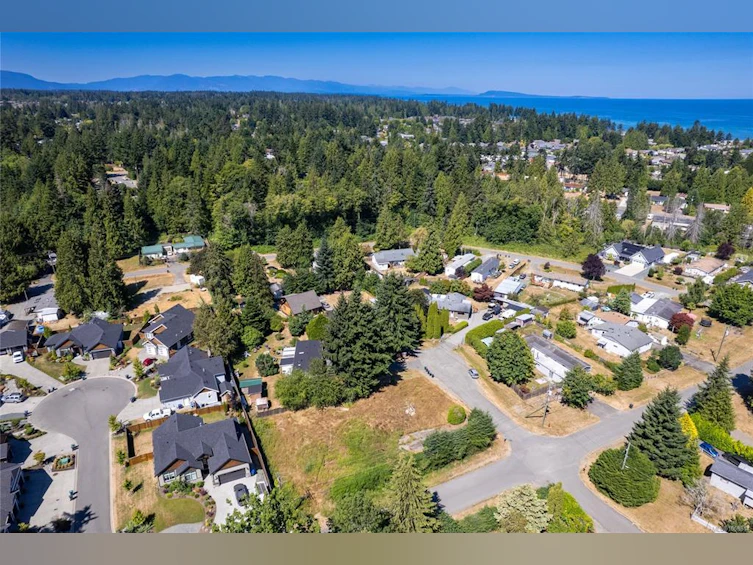 1574 River Crescent, French Creek, BC, V9P 1X8 - 9