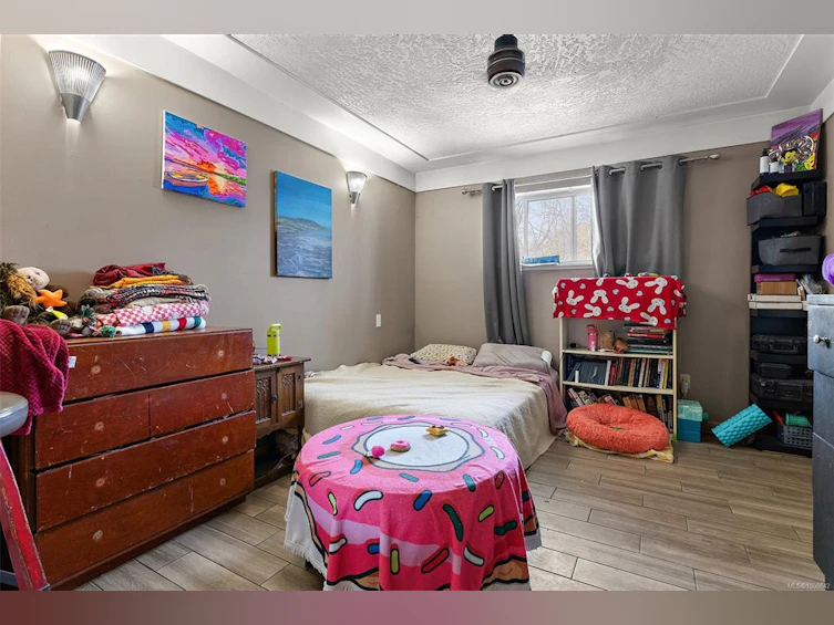 3176 Balfour Avenue, Victoria, BC, V9A 1S1 - 12