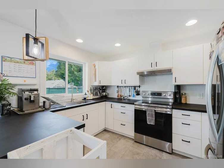 6974 Larkspur Road, Sooke, BC, V9Z 0M8