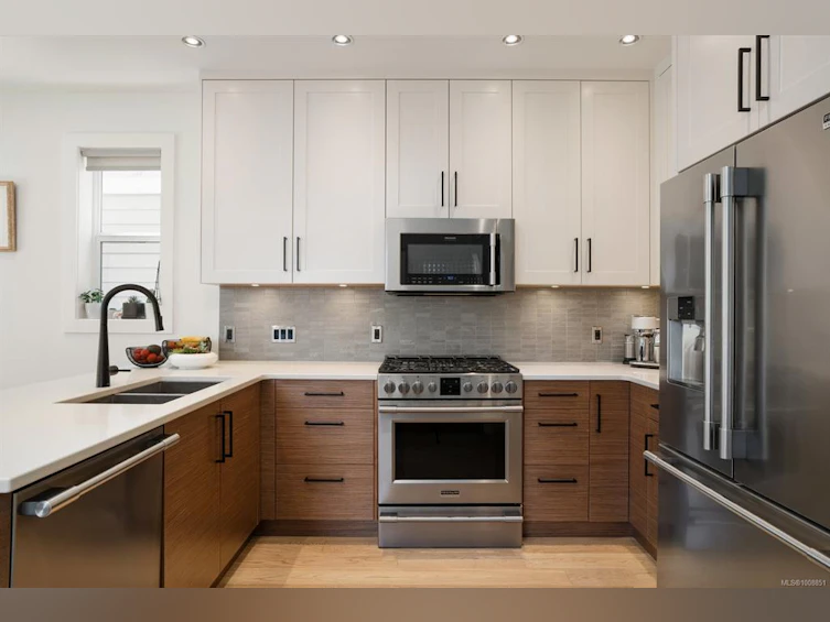 2346 Orchard Avenue, Sidney, BC, V8L 1T7 - 8
