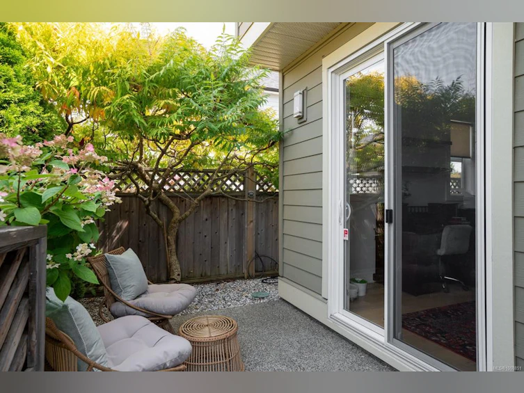 2346 Orchard Avenue, Sidney, BC, V8L 1T7 - 33